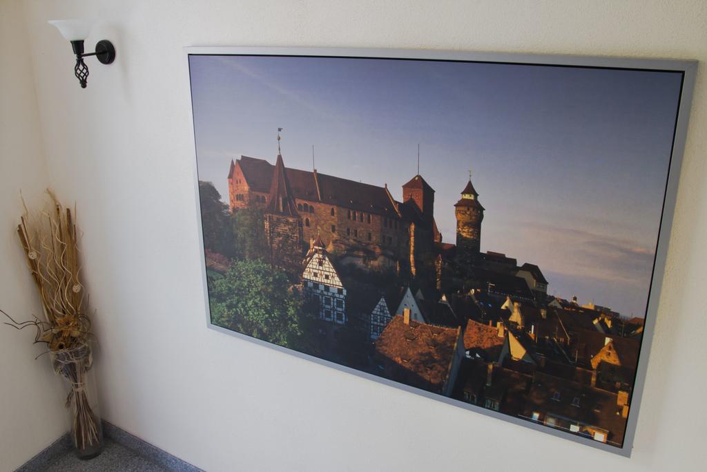 Gaestehaus Zur Kurve Цирндорф Экстерьер фото